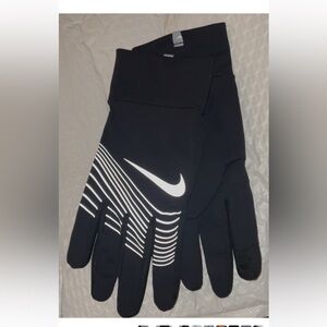 Nike Dri Fit Running Gloves/ Black and White Reflective Striped Gloves
